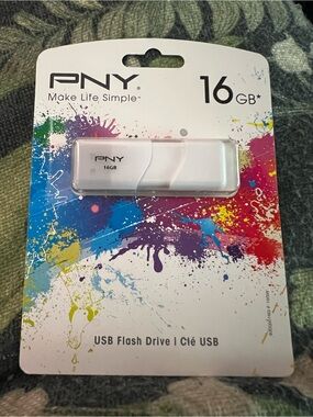 PNY 16 GB Flash Drive